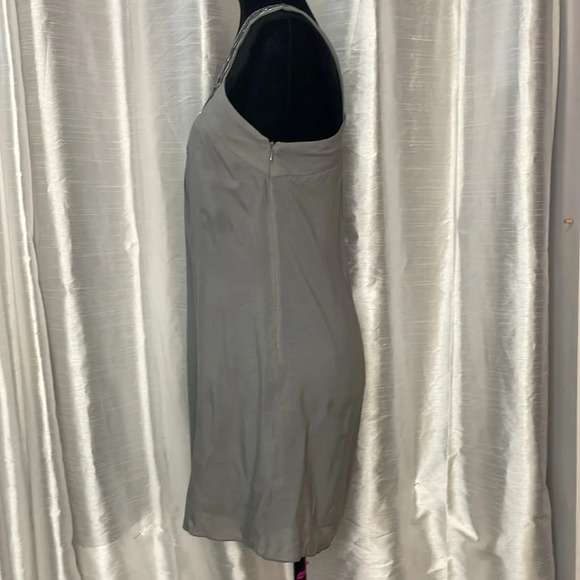 Banana Republic Women’s 4 Sleeveless Halter Beaded Gray Silk Shift Mini Dress - Picture 5 of 9